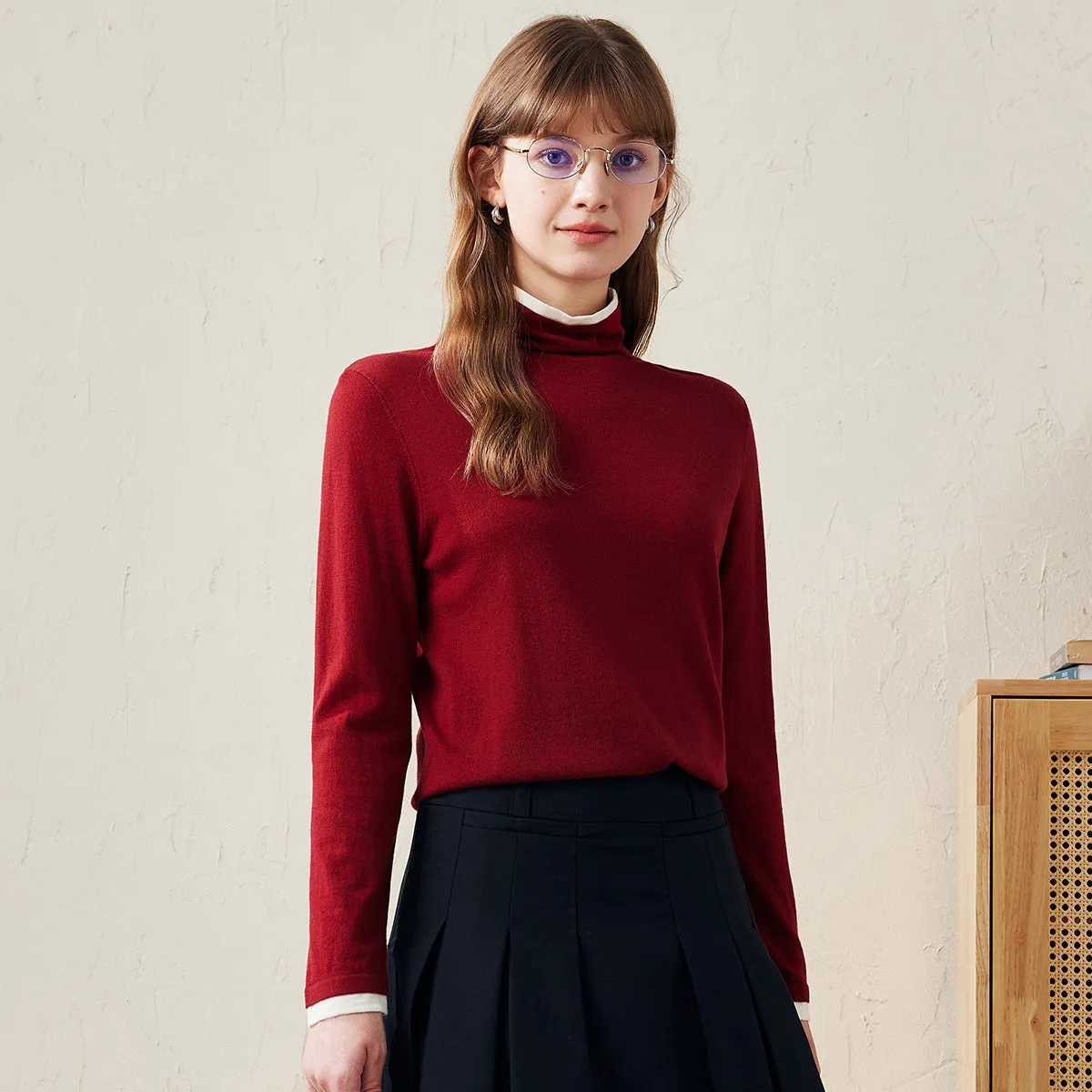 100% Wool Elegant Lightweight Turtleneck Sweater