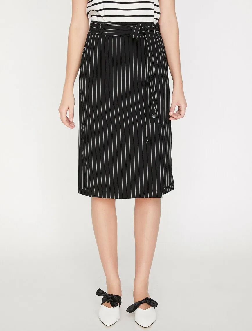 11995 Black Striped Midi Skirt