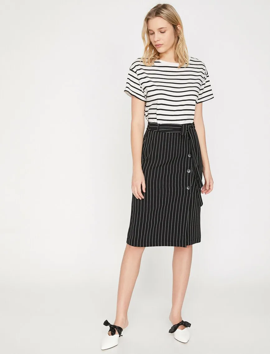 11995 Black Striped Midi Skirt