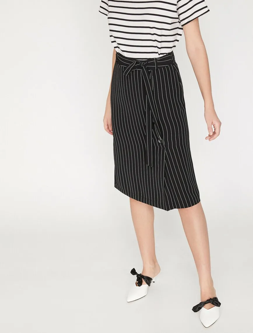 11995 Black Striped Midi Skirt