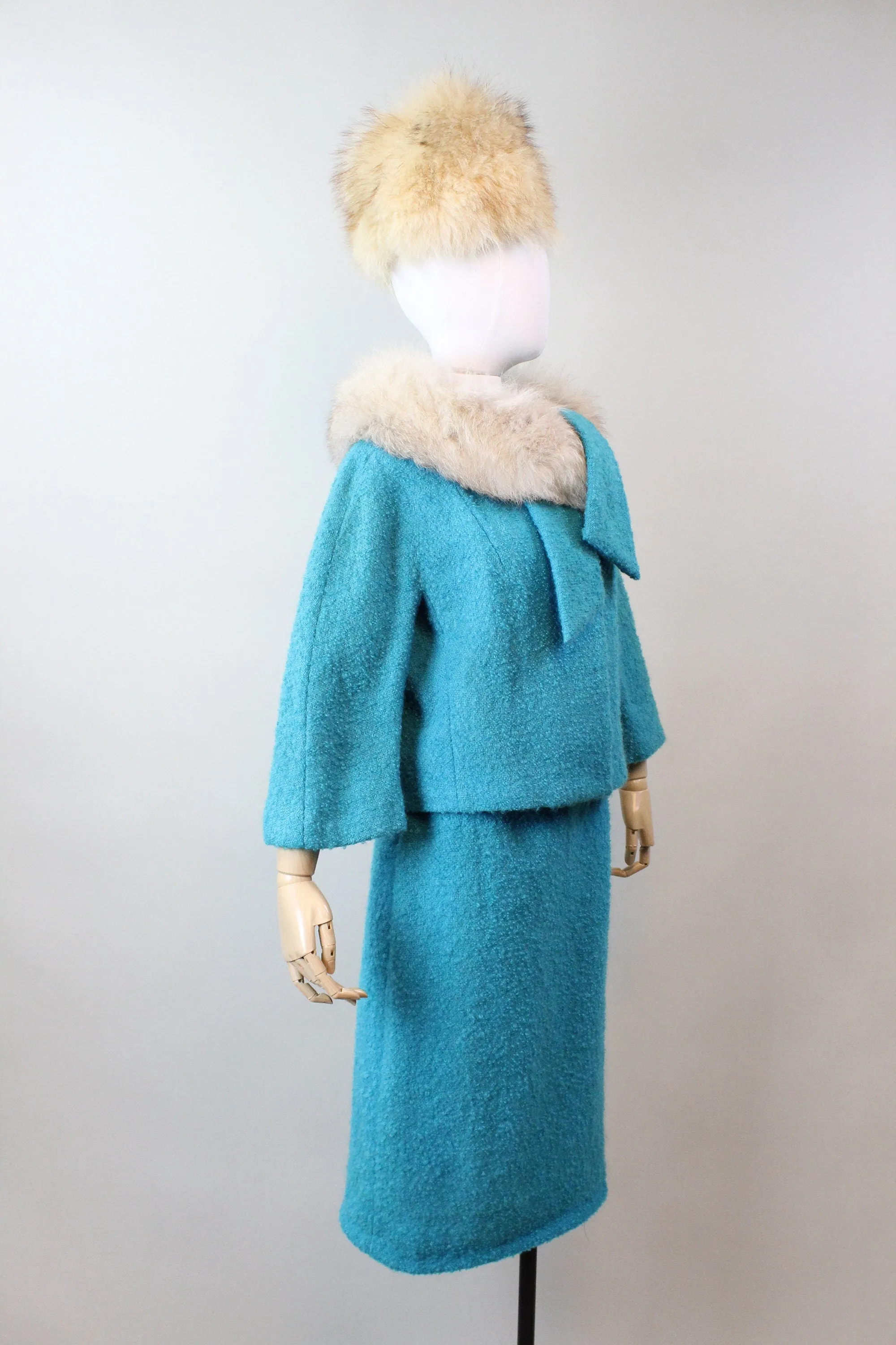 1960s 1963 LILLI ANN suit FUR collar medium | new winter