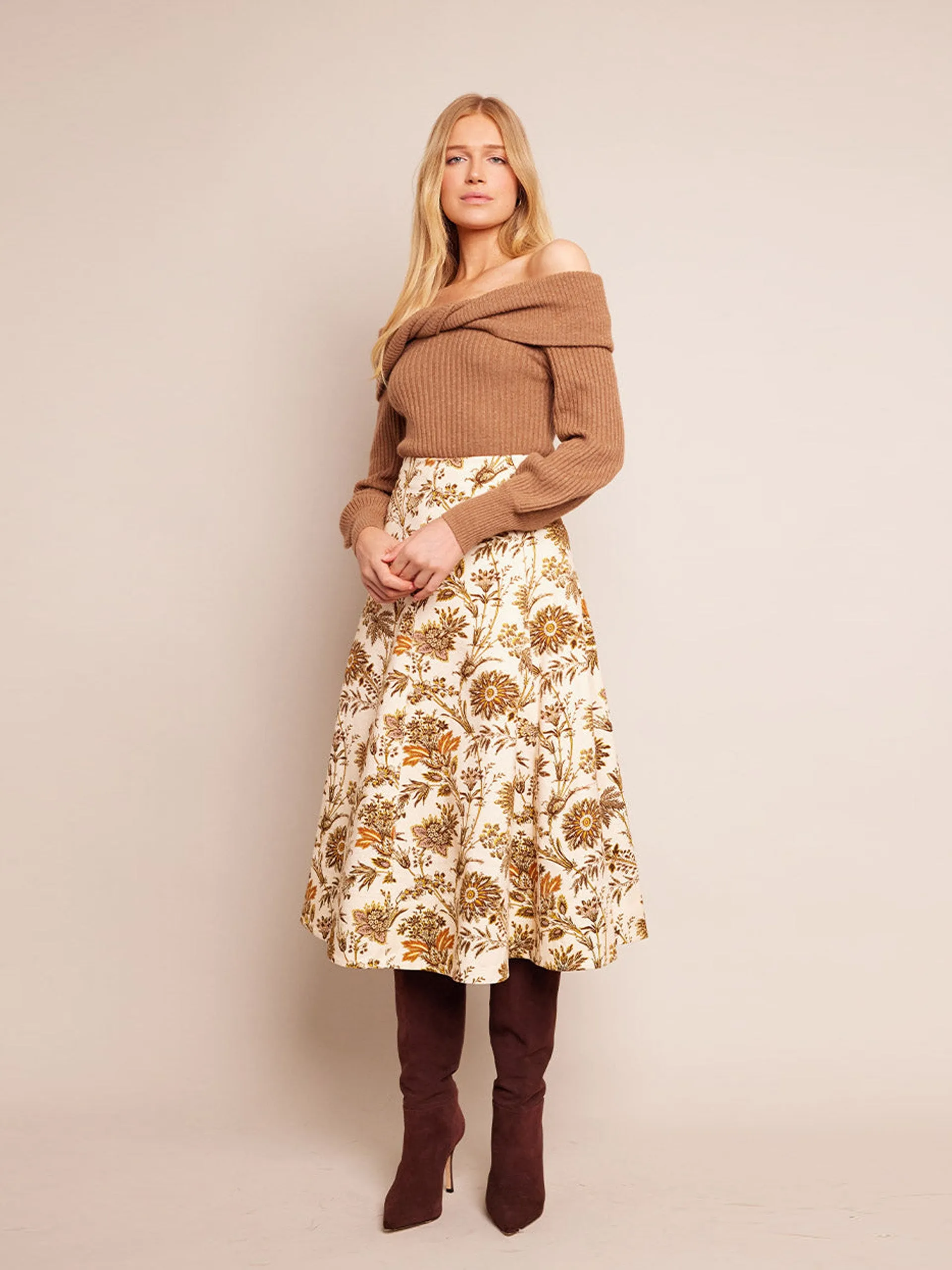 Aisha skirt in Turtledove Vine Blooms