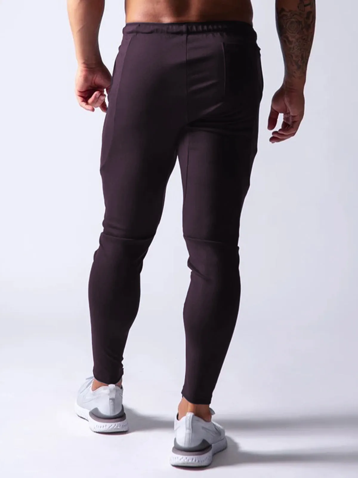 All Season Essential Weekend Performance Jogger