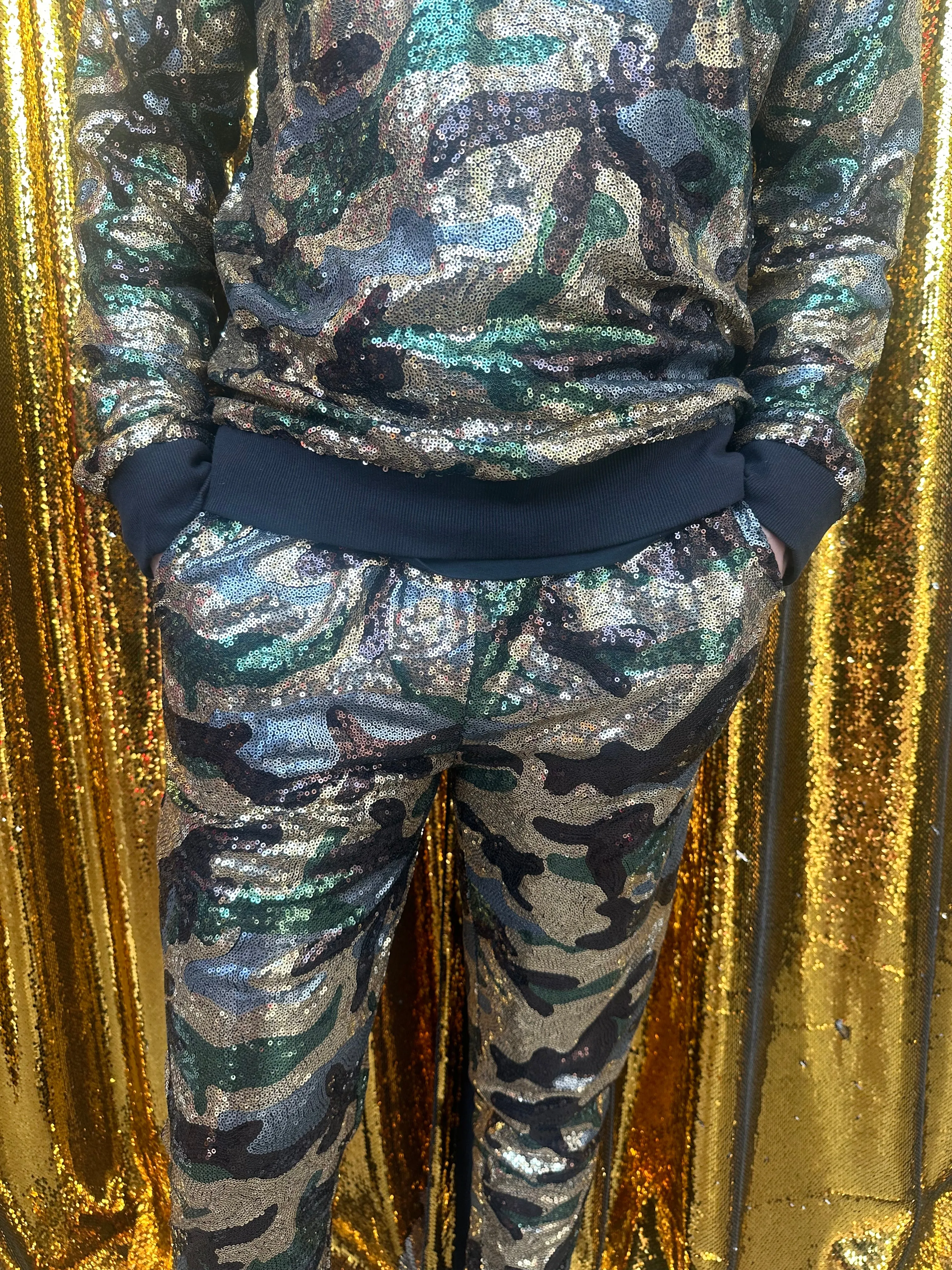 Any Old Iron Men's Camo Joggers