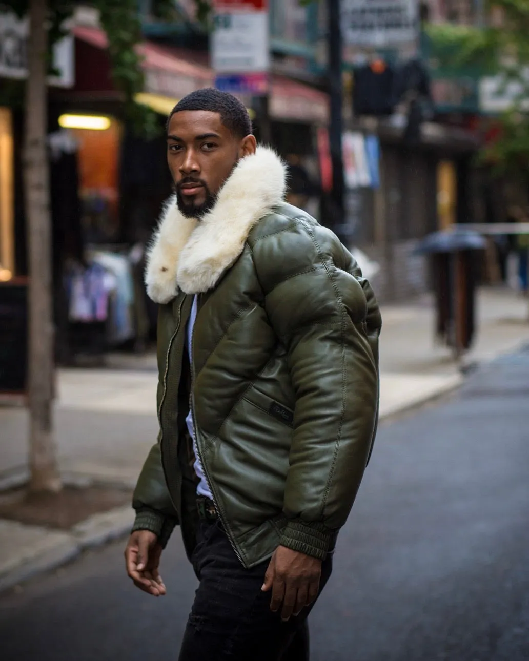 MEN V BOMBER- MONEY GREEN (OFF WHITE FUR)