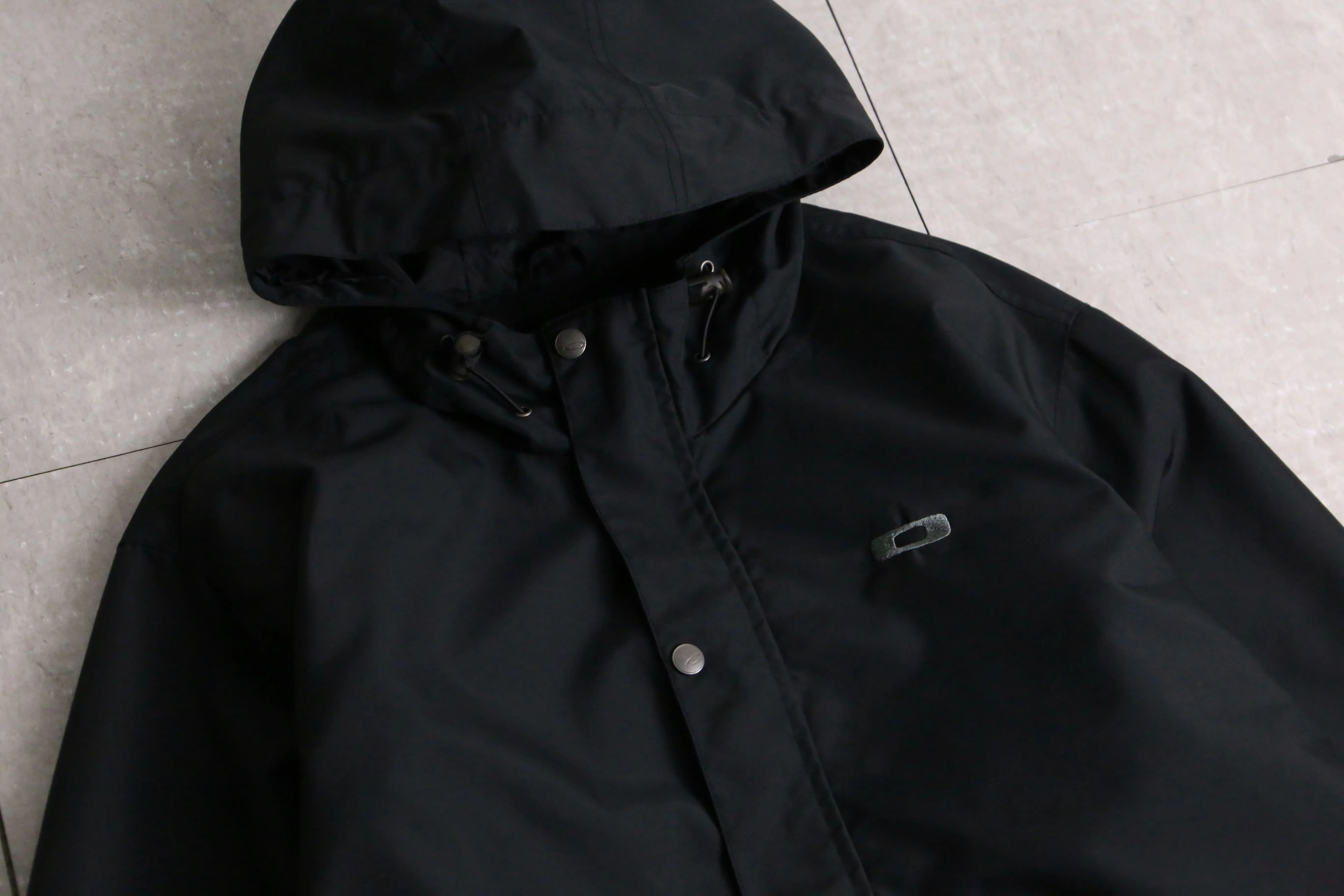 OAKLEY nylon puffer mountain jacket