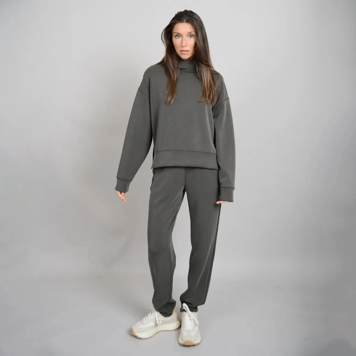 Peca Super Soft Modal Long Sleeve Turtle Neck