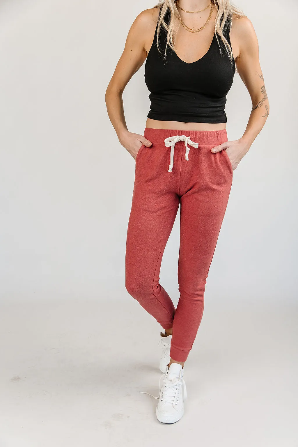 Performance Fleece Joggers- Pomegranate