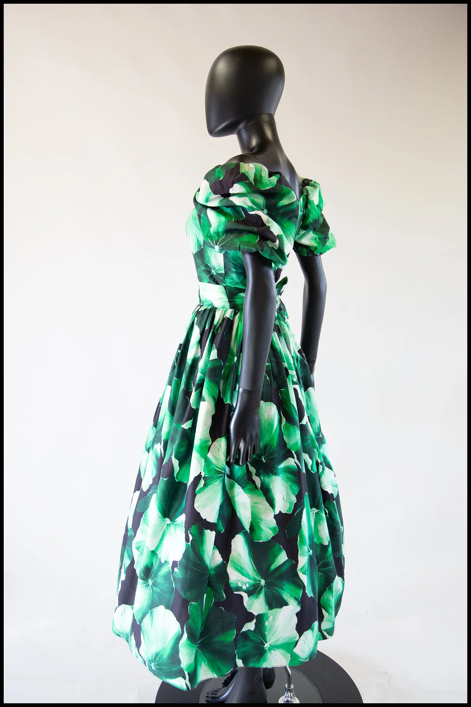 RESERVED Vintage 1980s Green Petunia Print Dress