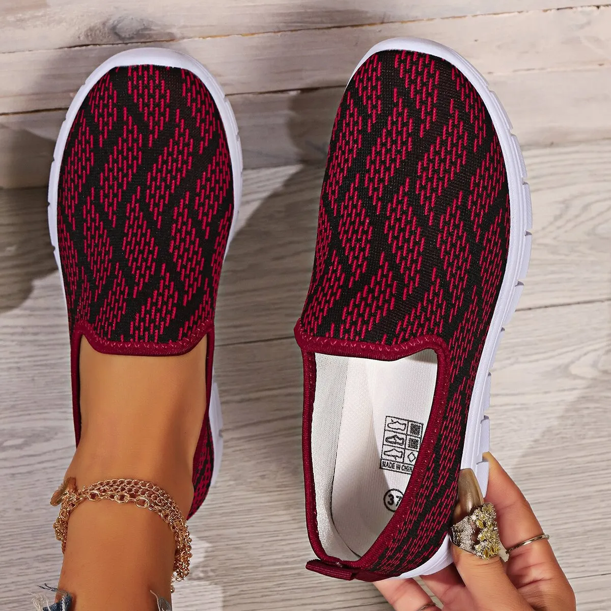 TEEK - Round Toe Flat Slip-Ons