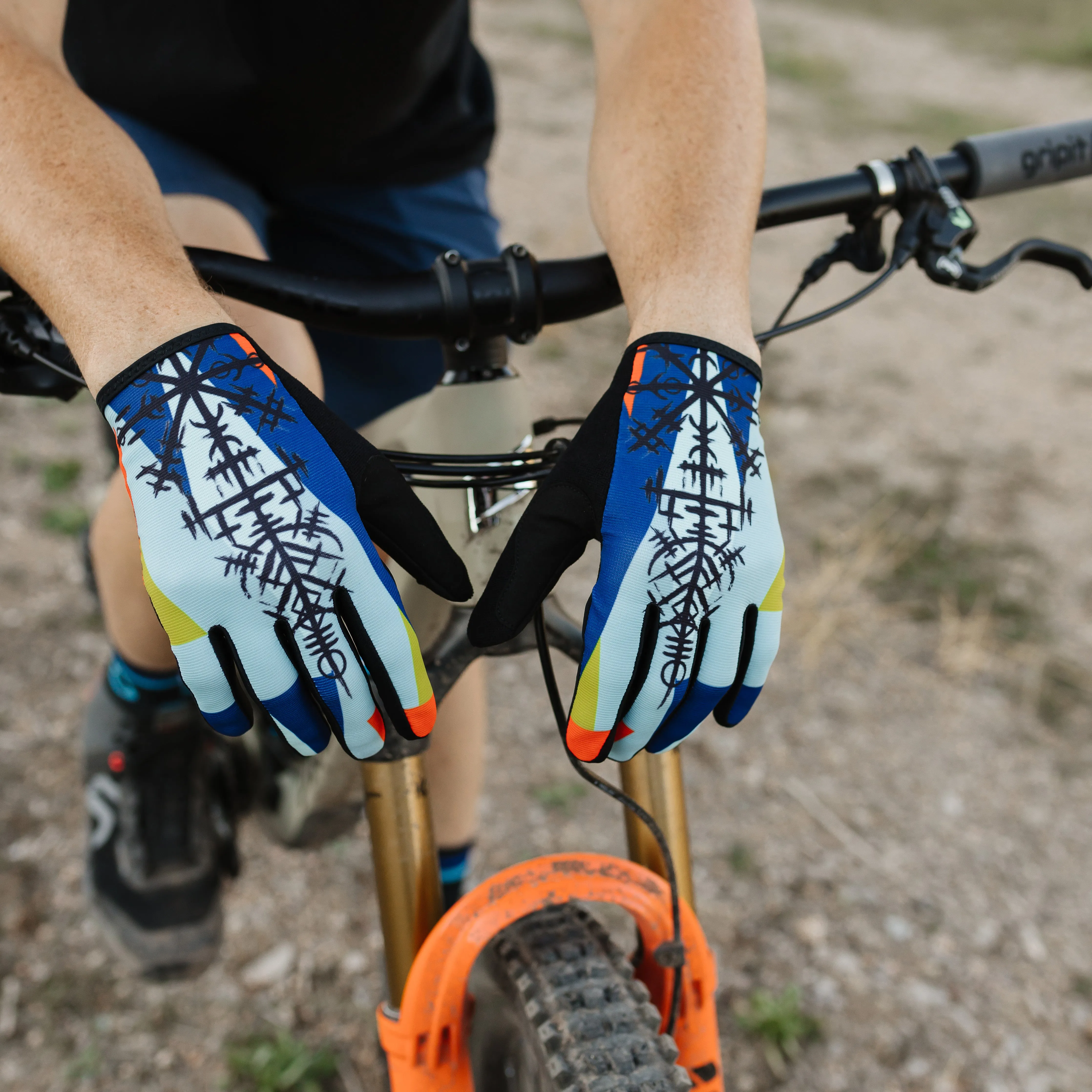 The Atitlan by Ryan Rodriguez | All Ride Glove